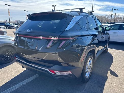 Certified 2022 Hyundai Tucson SEL FWD image 11