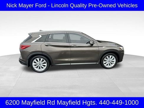 Used 2019 INFINITI QX50 Essential w/ Premium Heat Package image 8
