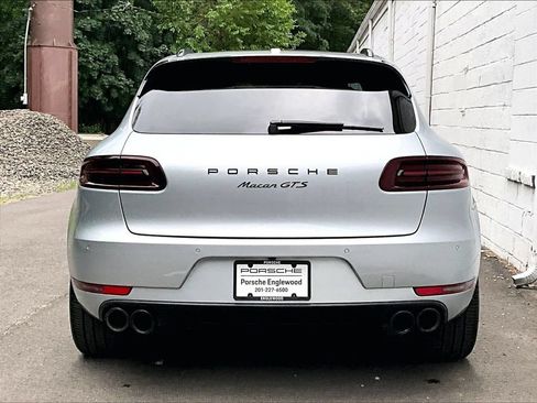 Used 2017 Porsche Macan GTS AWD/4WD image 9