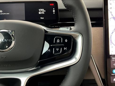 New 2026 Volvo EX90 Plus RWD image 17
