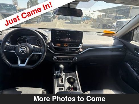 Used 2024 Nissan Altima 2.5 SR w/ SR Premium Package AWD/4WD image 10