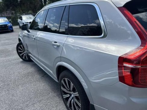 Used 2024 Volvo XC90 B5 Core w/ Protection Package AWD/4WD image 2