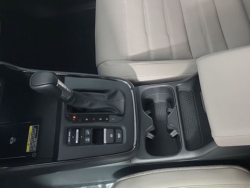 Certified 2023 Honda CR-V EX-L image 34