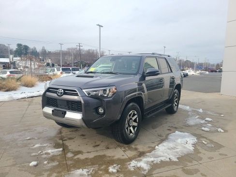 Used 2021 Toyota 4Runner TRD Off-Road Premium w/ Moonroof Package image 3