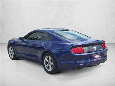 Used 2016 Ford Mustang Coupe RWD image 7
