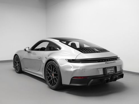 Used 2026 Porsche 911 Carrera GTS RWD image 3