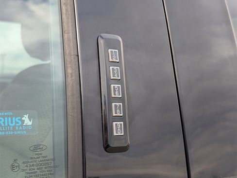 Used 2017 Ford F150 XLT w/ Equipment Group 301A Mid image 27