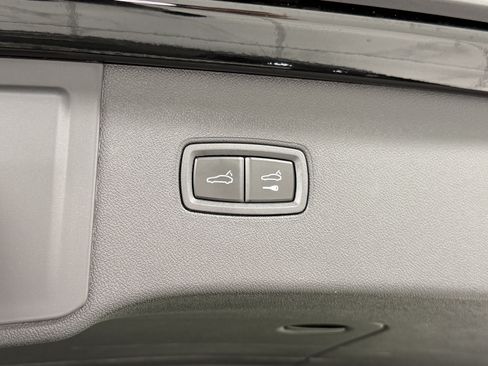 Certified 2026 Porsche Cayenne AWD/4WD image 62