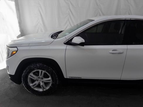 Used 2019 GMC Terrain SLE image 3