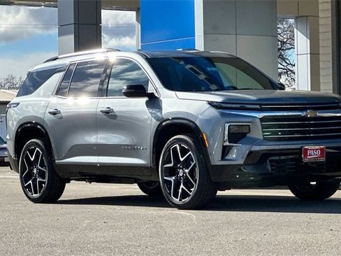 New 2026 Chevrolet Traverse High Country image 2