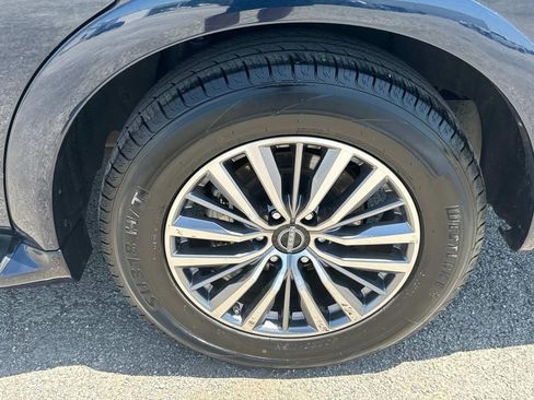 Used 2023 Nissan Armada SL w/ Captain's Chairs Package image 22