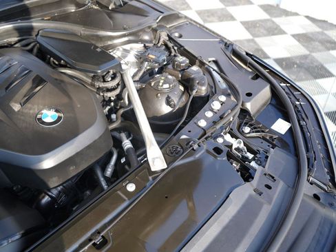 Used 2024 BMW 530i xDrive w/ Convenience Package image 75