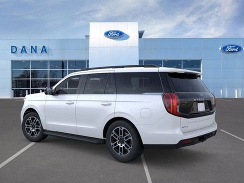 New 2025 Ford Expedition Active image 4