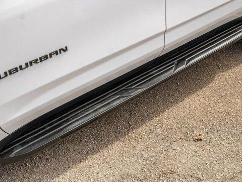 Used 2021 Chevrolet Suburban RST w/ Luxury Package image 54