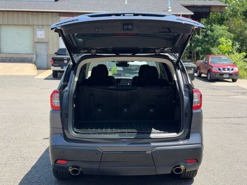 Used 2023 Subaru Ascent Onyx Edition AWD/4WD image 7