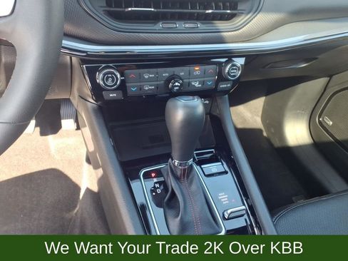 Used 2023 Jeep Compass Trailhawk w/ Trailhawk Elite Group image 14