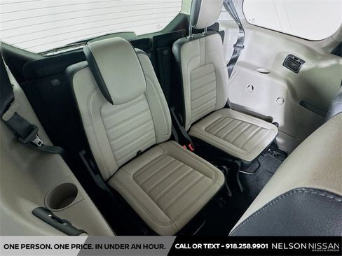 Used 2019 Ford Transit Connect Titanium w/ Titanium Premium Package image 28