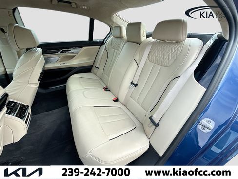 Used 2018 BMW ALPINA B7 xDrive image 21