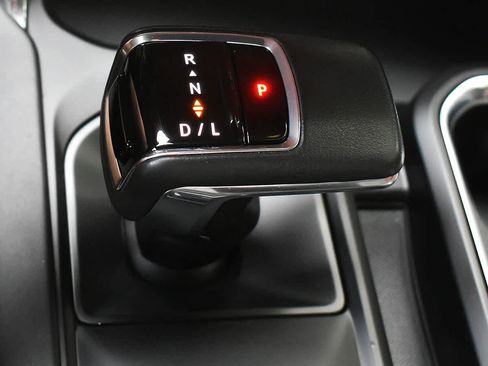 Used 2022 GMC Sierra 1500 Denali Ultimate AWD/4WD image 24