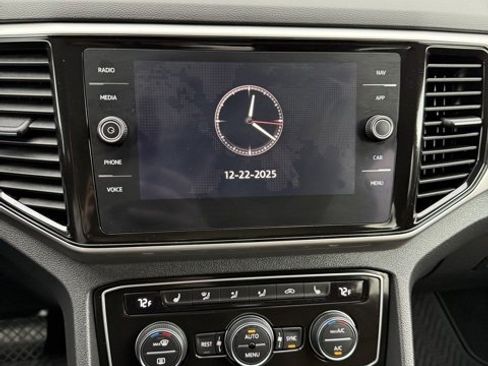 Used 2021 Volkswagen Atlas SEL image 24