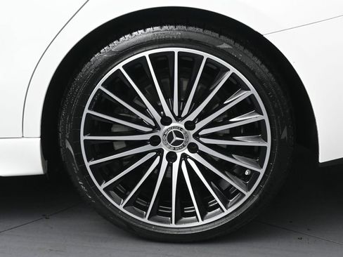 Used 2025 Mercedes-Benz C 300 Sedan w/ AMG Line w/ Night Package image 12