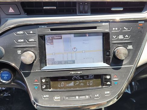 Used 2018 Toyota Avalon XLE Premium w/ Protection Package FWD image 11