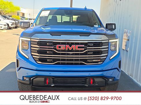Used 2022 GMC Sierra 1500 AT4 w/ AT4 Premium Package image 2