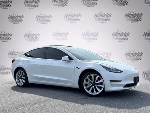 Used 2019 Tesla Model 3 Standard Range Plus RWD image 2