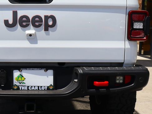 Used 2021 Jeep Gladiator Rubicon AWD/4WD image 25