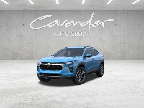 New 2026 Chevrolet Trax LT w/ Driver Confidence Package image 8