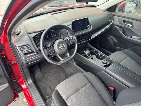 Used 2023 Nissan Rogue SV AWD/4WD image 9