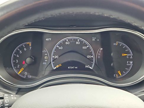 Used 2020 Jeep Grand Cherokee Laredo image 29