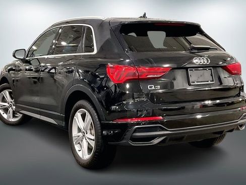 Certified 2023 Audi Q3 2.0T Premium w/ Convenience Package image 12