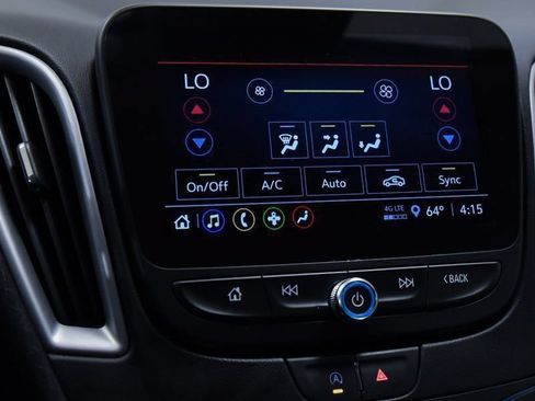 Used 2023 Chevrolet Malibu LT FWD image 32