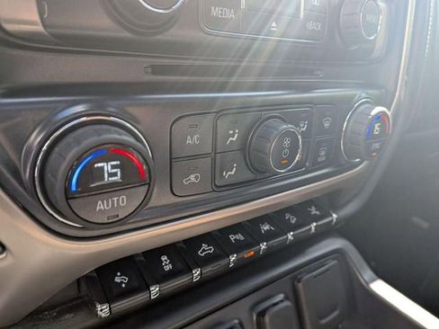 Used 2016 GMC Sierra 1500 Denali w/ Denali Ultimate Package AWD/4WD image 24