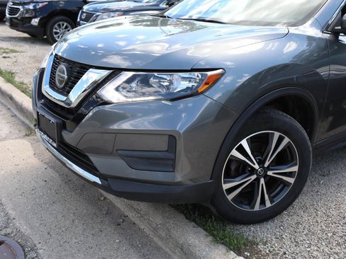 Used 2020 Nissan Rogue SV w/ Premium Package AWD/4WD image 2