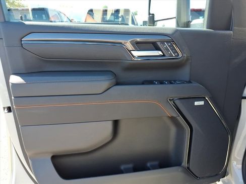 New 2026 GMC Sierra 2500 AT4 w/ AT4 Premium Plus Package image 14