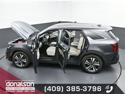 Used 2022 Kia Sorento EX w/ Panoramic Sunroof Package image 27