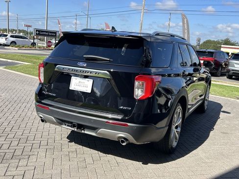 Used 2022 Ford Explorer Platinum w/ Technology Package image 6
