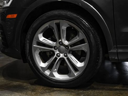 Used 2018 Audi Q3 2.0T Premium Plus w/ Premium Plus Package AWD/4WD image 52