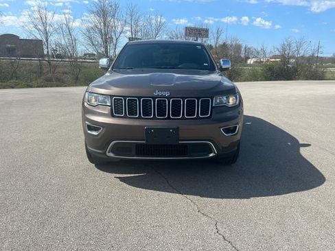 Used 2021 Jeep Grand Cherokee Limited w/ Luxury Group II image 8