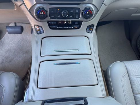 Used 2016 GMC Yukon XL Denali image 33