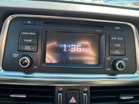 Used 2016 Kia Optima EX FWD image 22