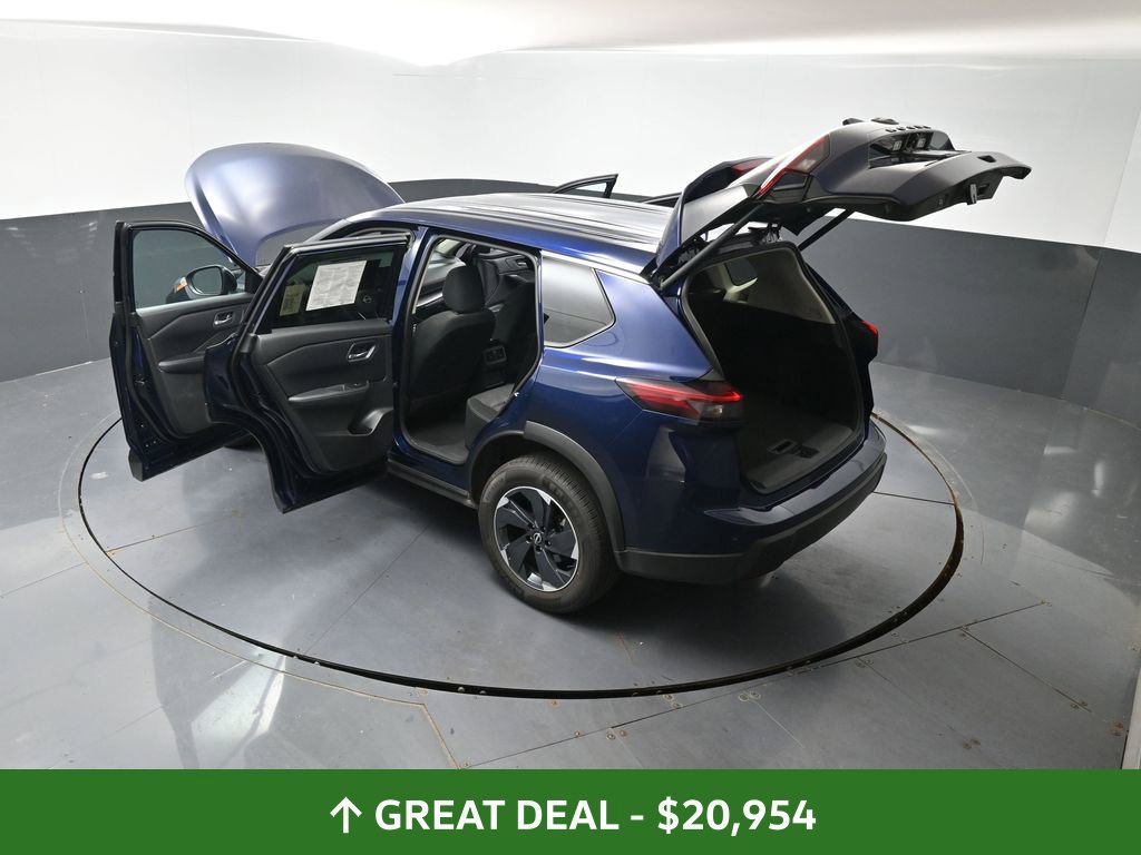 Used 2024 Nissan Rogue SV AWD/4WD image 65