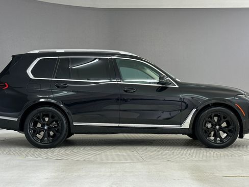 Used 2025 BMW X7 xDrive40i w/ Premium Package AWD/4WD image 8