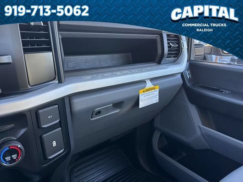 New 2026 Ford F250 XL w/ XL Chrome Package RWD image 30