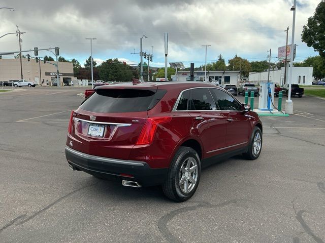 Used 2018 Cadillac XT5 Luxury AWD/4WD image 3