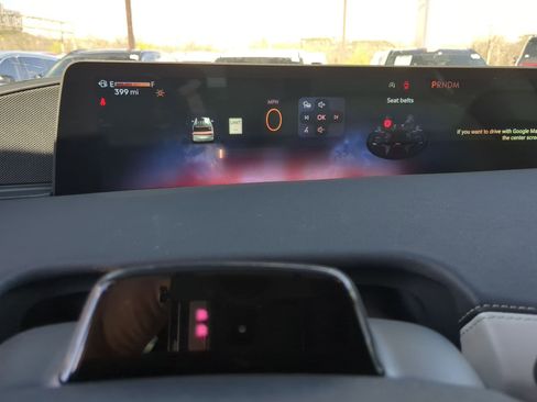 New 2026 Lincoln Navigator Premiere image 14