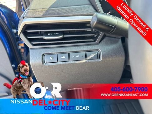 Used 2025 Nissan Altima 2.5 SL FWD image 16