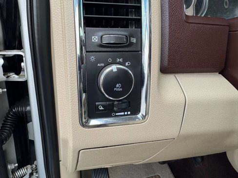Used 2018 RAM 1500 Laramie Longhorn w/ Longhorn Special Edition AWD/4WD image 17